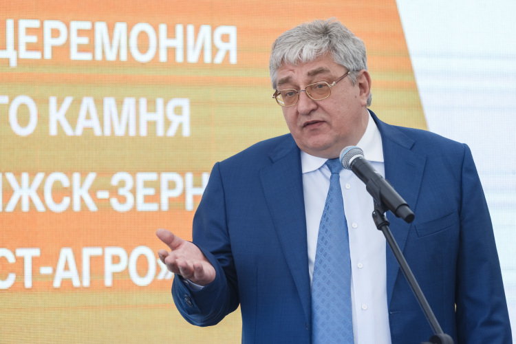 В 2025-м выручка АО «Август-Алабуга» Александра Ускова выросла на 10% и составила 17,1 млрд рублей, при этом рост продаж наблюдается по всем сегментам