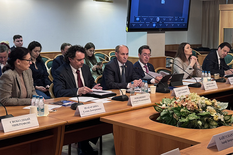 «Предлагаем закрепление перекрестного зачета полимеров, что обеспечит рост утилизации и снизит нагрузку на добросовестных производителей», &mdash; сказал Бикмурзин