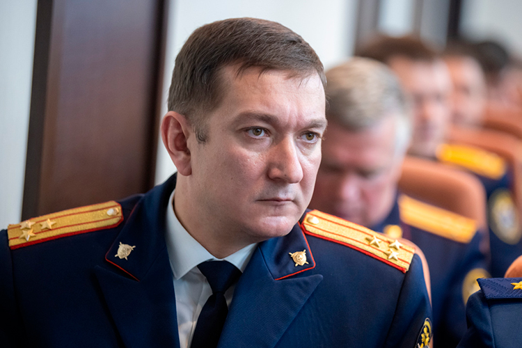 Предыдущий первый замглавы ведомства Павел Олейник ушел на повышение &mdash; ровно год назад возглавил следком Самарской области