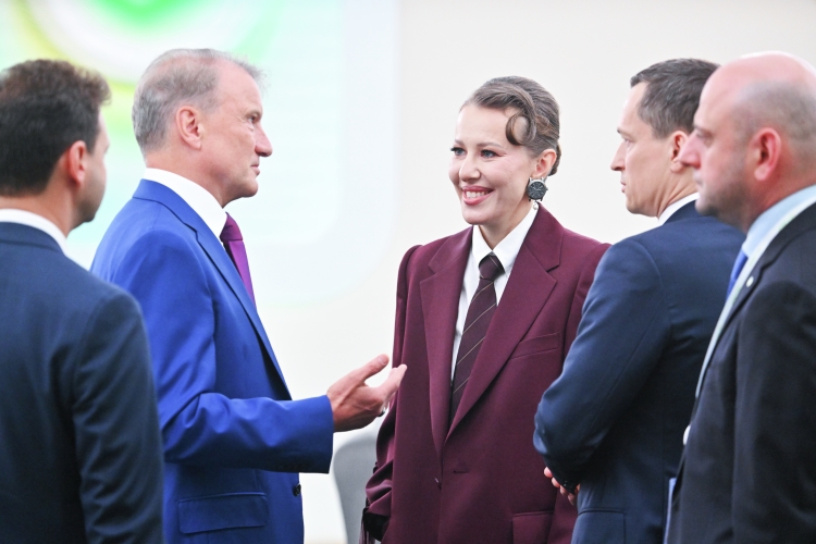 Ставка, курс, произвол и… «живопырки»: как Греф и Ко обсуждали «самолет без крыльев» и «капкан Заботкина»