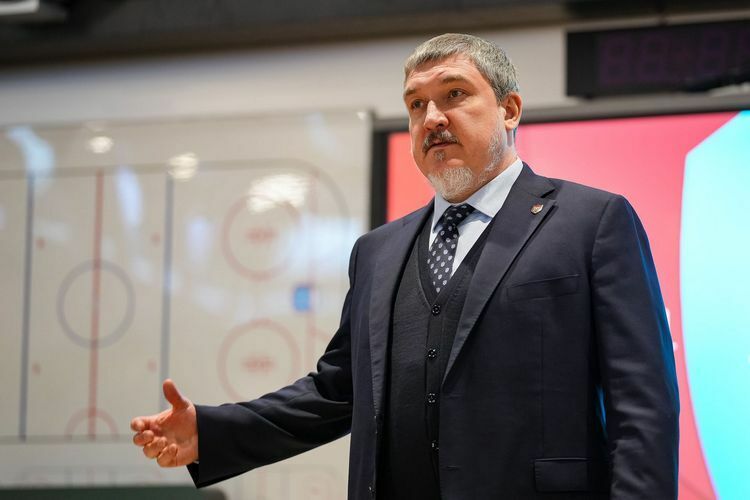 «Ак Барс» подписал новый контракт с Анваром Гатиятулиным на два года