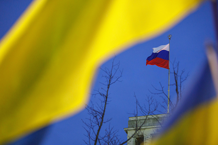 «Украина не вышла из состава СНГ. Казалось бы, неужели такое возможно? Конфликт продолжается пятый год, а Украина по-прежнему член Содружества Независимых Государств»