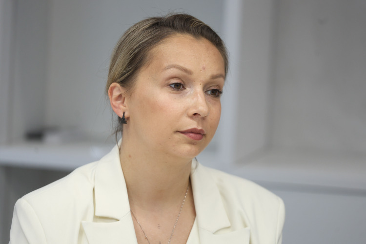 По словам главы ТИЦ, жалоб туристов на нехватку мест для прогулок по Кабану она не слышала