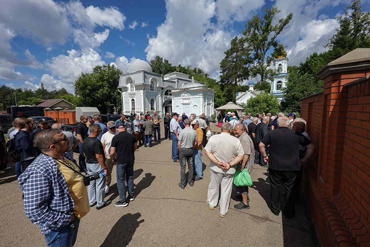На Арском кладбище хоронили легенду 90-х, экс-депутата Госдумы РФ, да и в целом, пожалуй, самого неординарного человека в казанской истории Сергея Шашурина