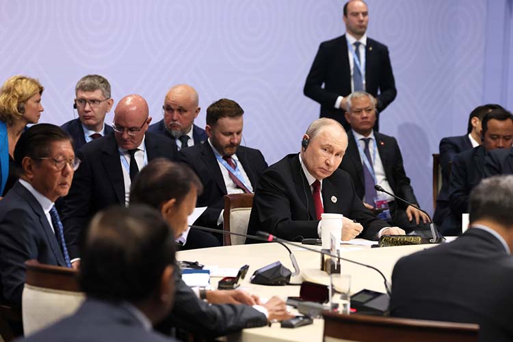 «Нам действительно удалось хорошо и продуктивно поработать», — отметил Путин