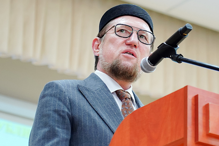 «Имам не должен принимать на себя полномочия надзирателя!»
