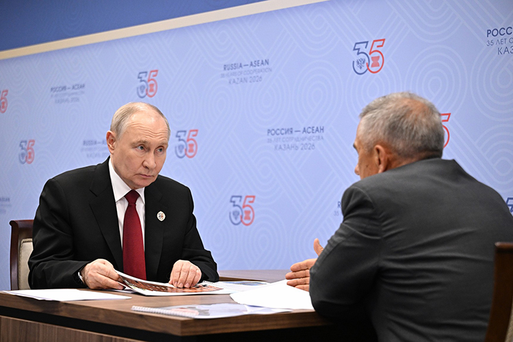 Путин в начале встречи похвалил Татарстан за проведение саммита Россия – АСЕАН на «лучшем международном уровне, без всякого преувеличения»