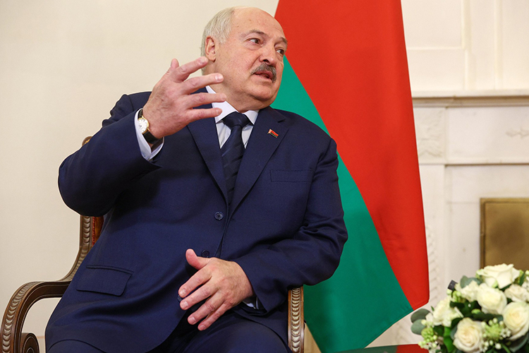 Обсуждалось в сети заявления президента Беларуси Александра Лукашенко, который сказал, что Израиль и Ватикан в 2022 году обманули Россию с переговорами