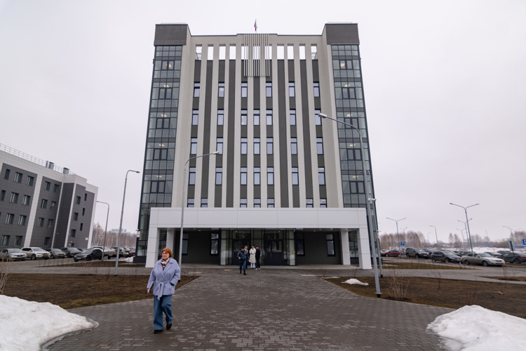 Новое здание суда