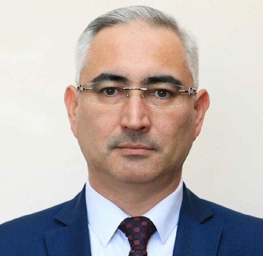 Искандар Саньяров