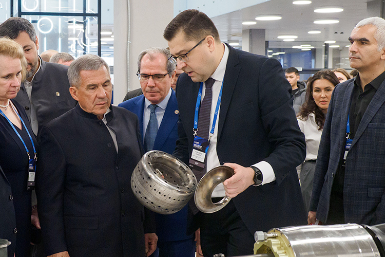 Рамиль Ахмадеев будет заниматься Ту-214
