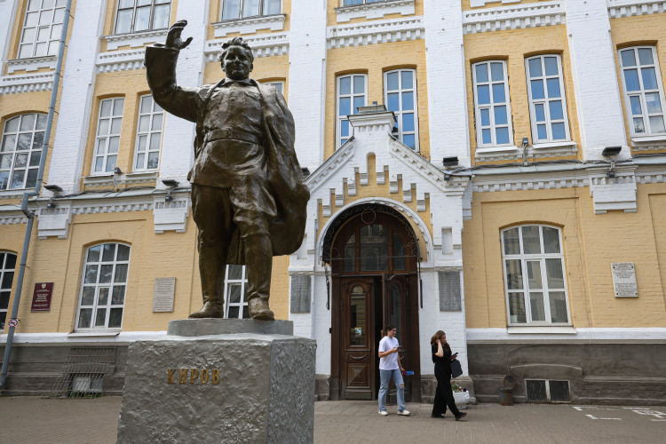 В КНИТУ-КХТИ в Казани готовятся принять 3 669 бюджетников