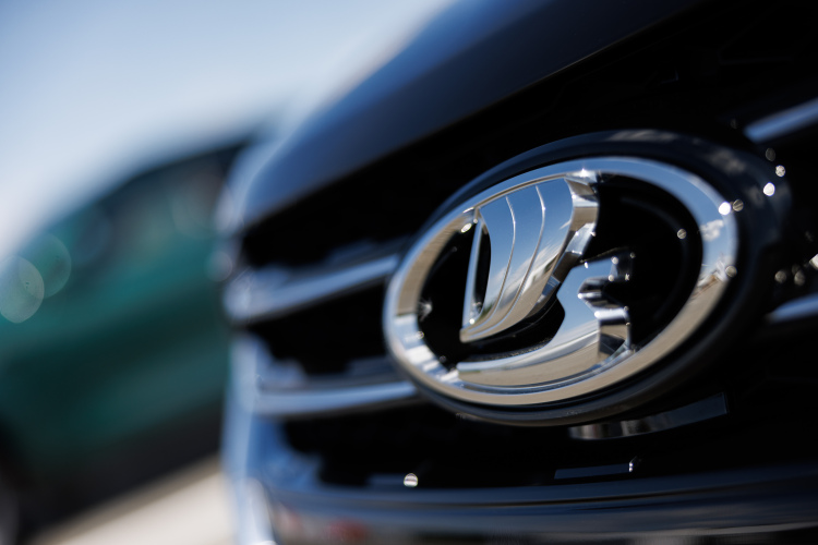 Массовый автомобильный рынок Татарстана традиционно был трехполярным: LADA — народный выбор, корейцы (Hyundai/KIA) — «золотая середина», Chevrolet и Renault — бюджетные иномарки