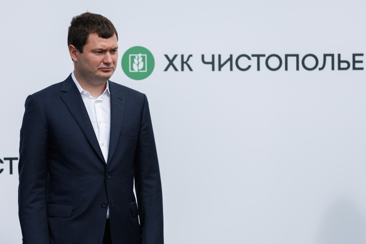 ООО АФ ХК «Чистополье» Альберта Хуснуллина уже раскинулось на 203 тыс. га в 9 районах Татарстана, что является вторым результатом (!) после «Августа-Агро»