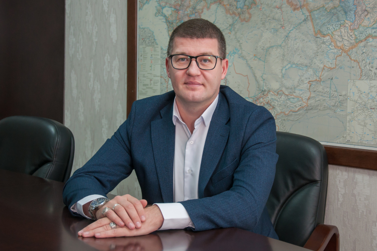 Мухаметзянов — известный в Башкортостане юрист, член республиканской коллегии адвокатов, юрист года – 2023 по версии ассоциации юристов России, основатель онлайн-сервиса юрпомощи Advostar.online