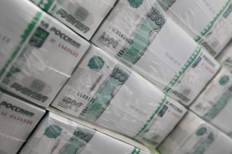 Объем инвестиций в основной капитал составил 342 млрд рублей, что составляет лишь 82,2% от уровня января – марта 2025 года