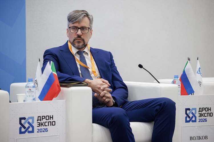 Сегодня цель войны — не в ликвидации вражеской армии, инфраструктуры, а прежде всего в уничтожении способности общества нормально функционировать, подчеркнул Волков