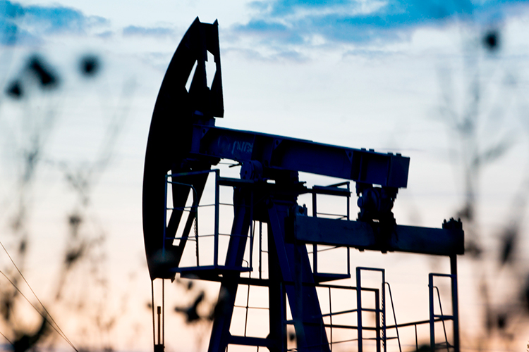 С каждой добытой тонны нефти компании платят налог на добычу полезных ископаемых (НДПИ)