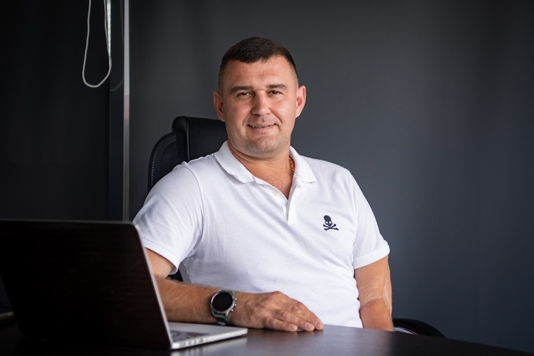 «Проверка выписки занимает две минуты. Бесплатно. Вы либо убедитесь, что с вашими деньгами все в порядке, либо обнаружите, что банк должен вам десятки тысяч рублей»