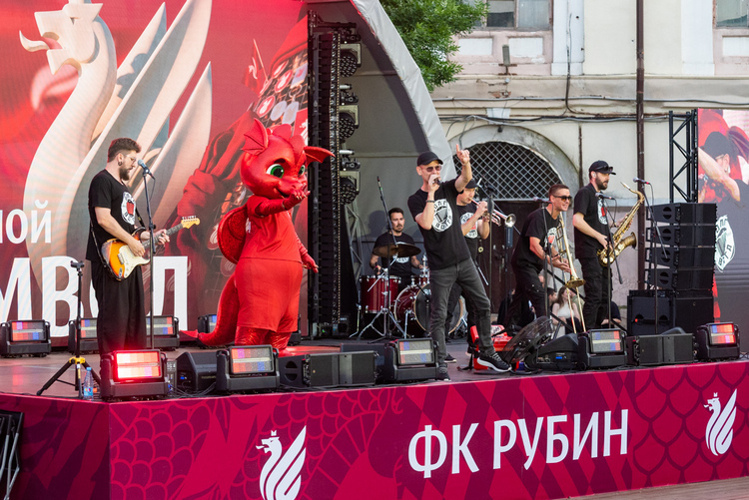 Выступление «Волги-Волги»