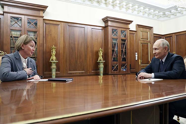 Президент России Владимир Путин назначил врио Удмуртии Ольгу Абрамову