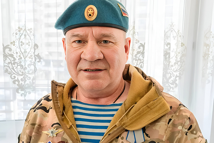 Рим Загретдинов погиб в разгар СВО, защищая ДНР. За спиной у покойного — служба в ВДВ, прыжки с парашютом, бои за Херсон и Донбасс