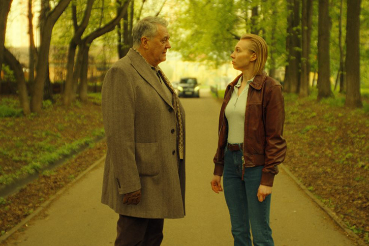 На днях вышел сериал «Похищение» о том, как дуэт следователей разыскивает пятилетнего внука влиятельного дирижера