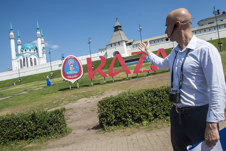 «Надеюсь, он не сменит телефон в Москве»: как «схантили» Сергея Иванова