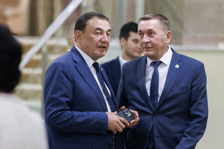 Депутат Госдумы VIII созыва от «Единой России» Марат Нуриев замыкает тройку с 7,1 млн рублей