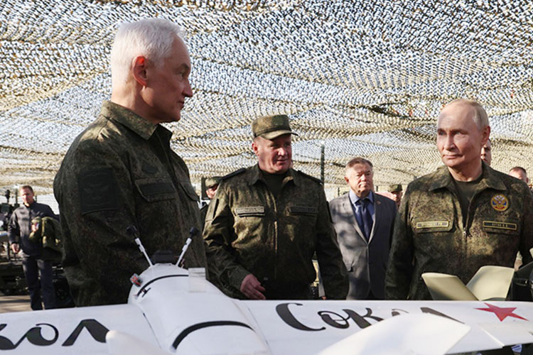Объединенный тыл, войска БПЛА и смена командиров групп: Путин провел масштабные перестановки в минобороны