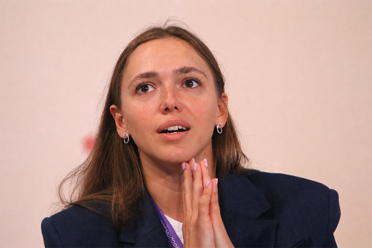 Экс-руководитель Росмолодежи Ксения Разуваева попросила следствие не сажать ее на слишком длительный срок