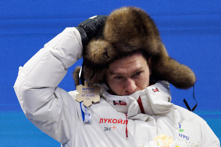 Александр Большунов