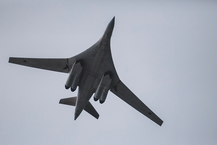 Ту-160