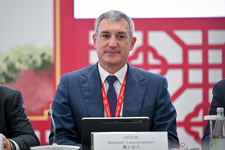 Губернатор Амурской области Василий Орлов: «Нам есть куда расти. Нужно менять нормативную базу. Мы этим системно занимаемся, что-то удается сделать, но еще предстоит сделать многое»