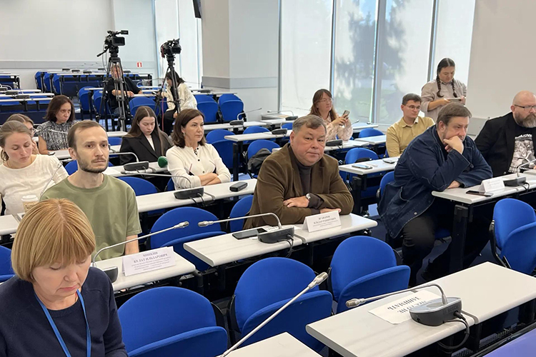 Основной темой пресс-конференции был заявлен разговор о татарстанских участниках фестиваля