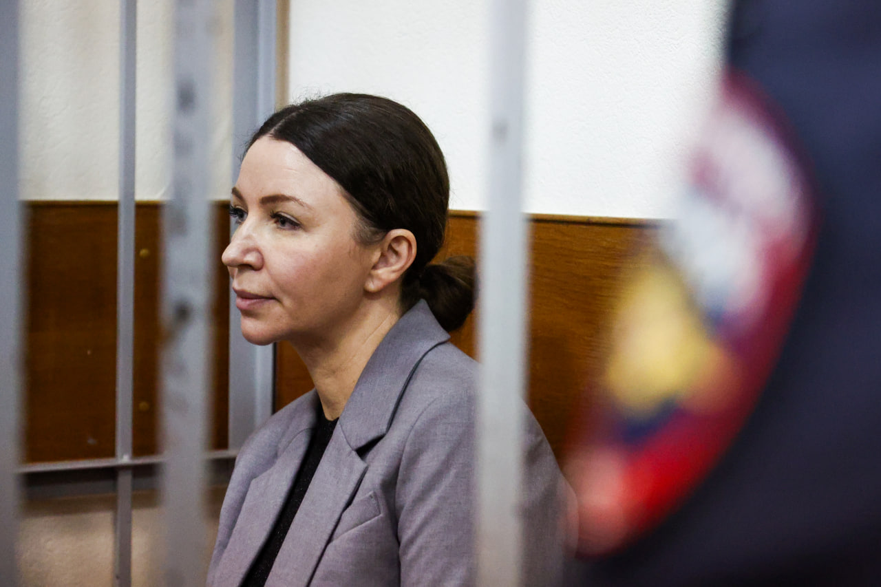 Арбитражный суд Московского округа подтвердил передачу земельных участков, зданий, автомобилей и иной техники Елены Блиновской в распоряжение финансового управляющего
