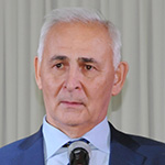 Ринат Мухамадиев &mdash; писатель, главный редактор газеты «Татарский мир»