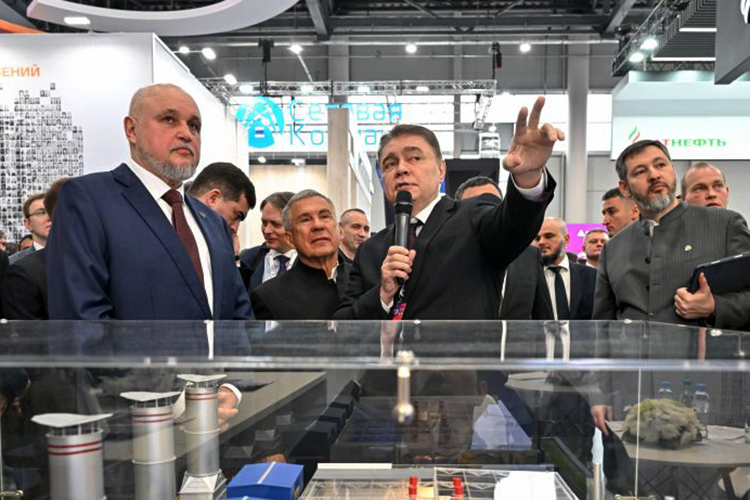 Каримуллин взялся расширять рынки сбыта продукции, снижать внутренние затраты на предприятии, осваивать выпуск новой продукции