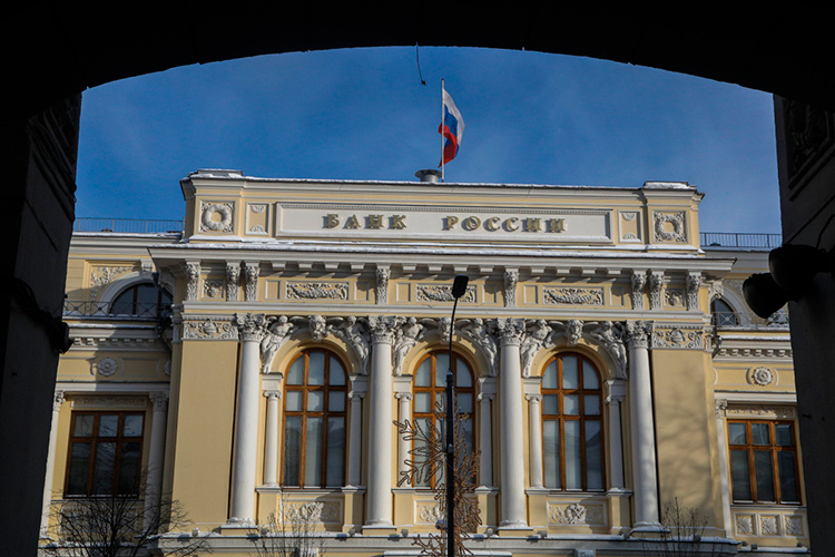 Ближайший контрольный рубеж — 11 сентября. ЦБ вновь соберется для нового решения по ключевой ставке — единственно важному сейчас показателю как для девелоперов, так и для покупателей