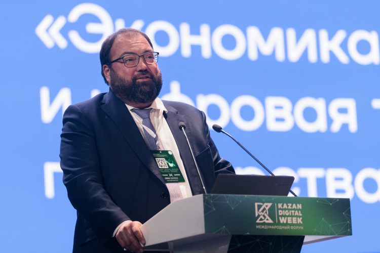 По слухам глава минцифры Максут Шадаев покинет пост после выборов в Госдуму