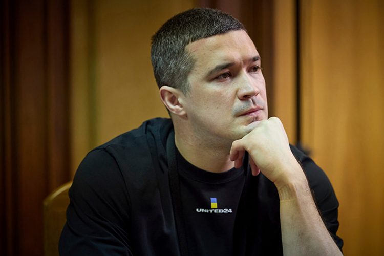 «Похоже, мы медленно проигрываем»: откровения экс-министра обороны Украины