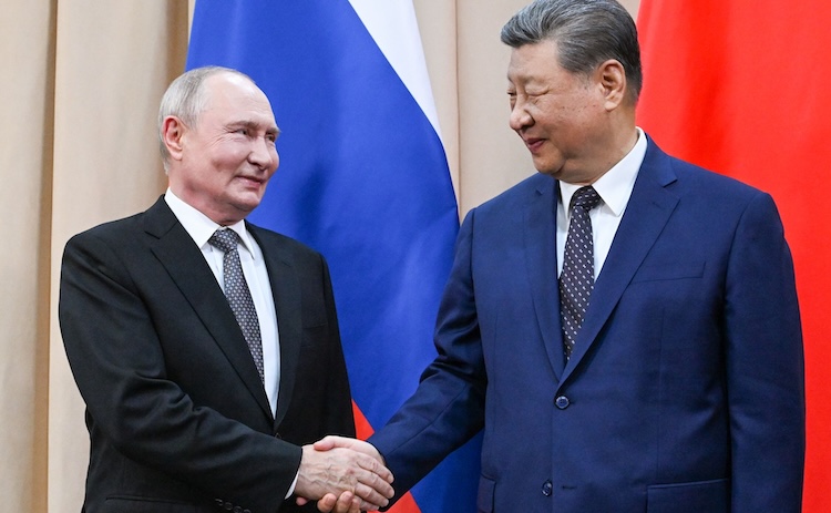 Путин предложил перевести безвиз с Китаем на постоянную основу, если Пекин «сочтет это полезным»