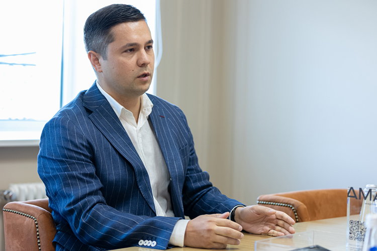 «Если подходить к рынку без эмоций, не глядя в терминал каждый день, а делать трезвую оценку, то можно увидеть привлекательные возможности»