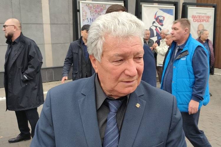 Юрий Данилов: «Нет, никаких признаков не было, он ничем не болел, в его смерти надзорные органы большую роль сыграли, надо не надо — под ногтями грязь искали и ничего существенного не нашли»