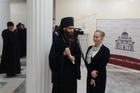 Культурный центр им. Пушкина напоминал сегодня съезд православных служителей культа