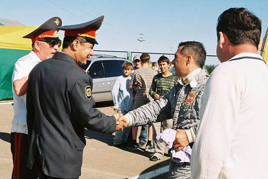 Костяк автошкол сложился лет 10-11 назад при предыдущем главе ГИБДД по РТ Рифкате Минниханове (второй слева)