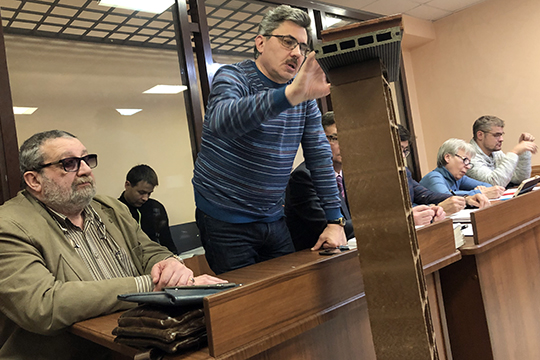 Всеволод Добрынин заявил ходатайство о приобщении досок и панели в качестве вещественных доказательств