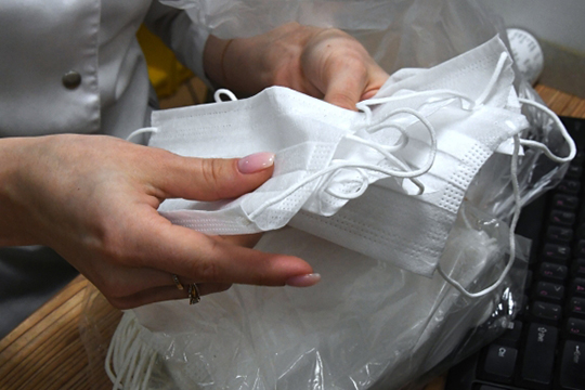 10 тысяч медицинских масок за собственный счет отправила челнинская компания «Ру-инжиниринг» своему китайскому поставщику