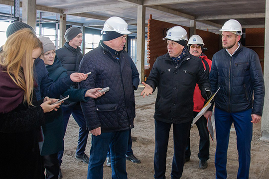 Наиль Магдеев проверил, как ведется строительство объектов, на которые выделено 4 млрд рублей