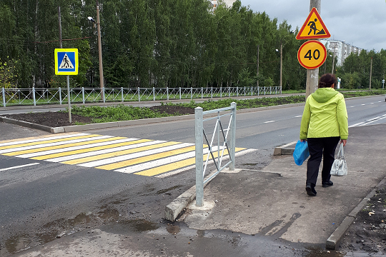 «В ПДД указано, в каком месте должно ставиться ограждение, и эти нормы выполняются. И дальше будем работать в этом направлении, не ограничиваясь одной Казанью»